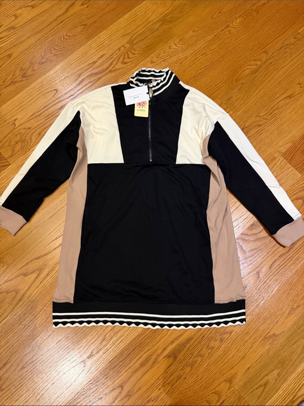 entro Black, Cream & Tan Colorblock Jersey knit zip dress